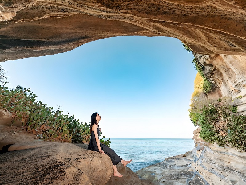 【广西尊贵游】德天跨国瀑布•通灵峡谷•北海银滩•涠洲岛•五彩滩•滴水丹