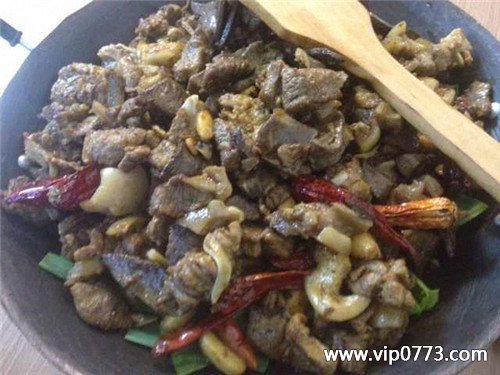 干锅羊肉