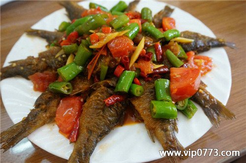 酸辣禾花鱼