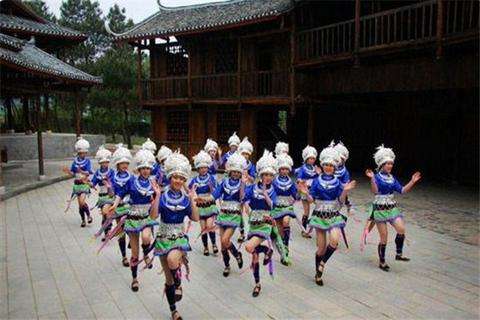 少数民族风情寨