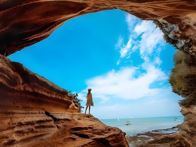 【广西畅游9天游】桂林山水•德天跨国瀑布•通灵峡谷•北海银滩•涠洲岛